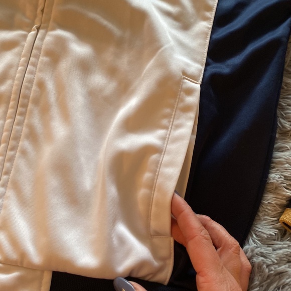 Milwaukee brewers jacket⚾️ - Picture 5 of 8